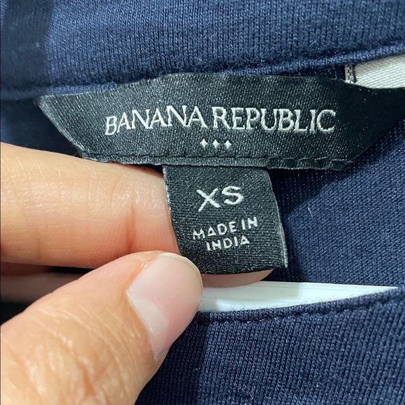 Banana Republic Navy Eyelet Sleeve Blouse - Picture 7 of 7